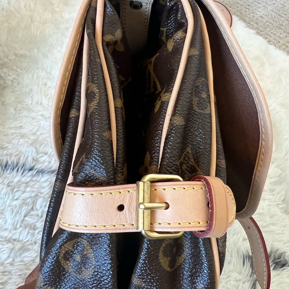 🛑 SOLD 🛑 Louis Vuitton Saumur 30 with BRAND NEW LEATHER FROM LV Atelier - Picture 6 of 13